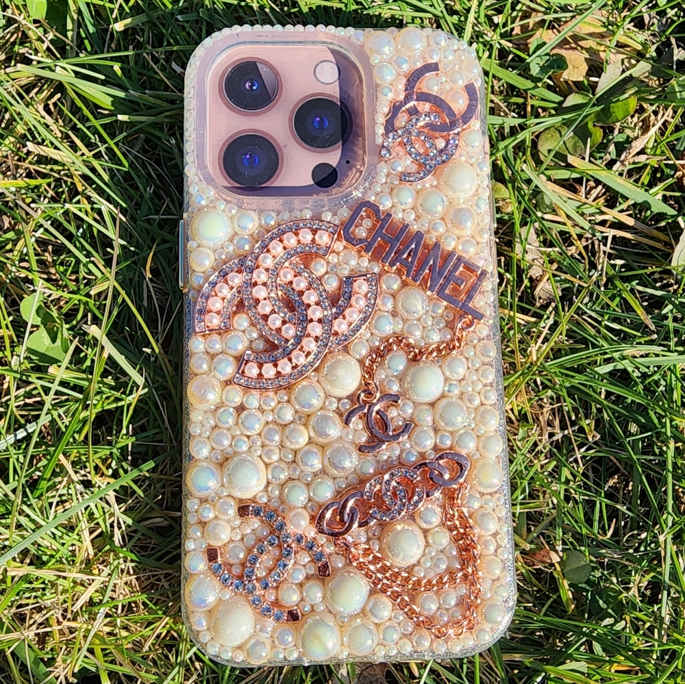 BRAND NEW Signature iPhone 14 Pro Case